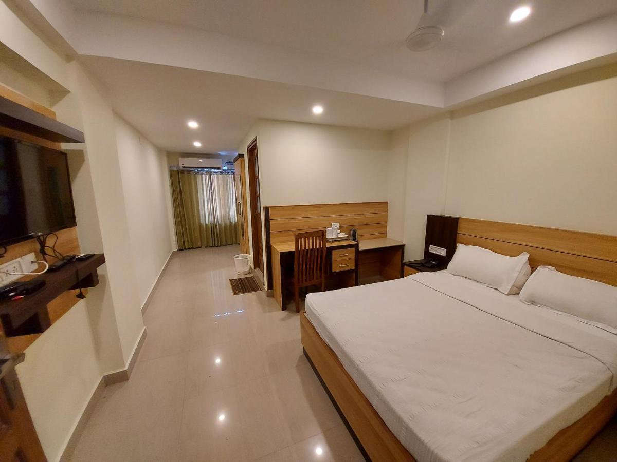Hotel Sree Gokulam Apartments Guruvāyūr 外观 照片